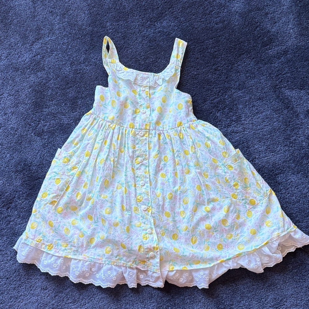 Cupcakes and cashmere 4t dress with lace and lemons